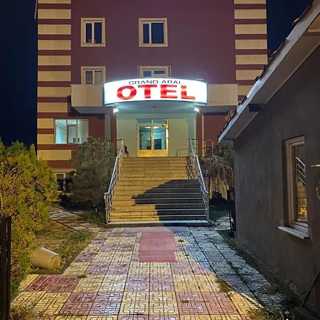 Grand Aral فندق أكساراي